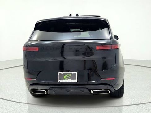 Used 2026 Land Rover Range Rover Sport Dynamic SE AWD/4WD image 11