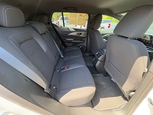 Used 2026 Chevrolet Equinox EV LT FWD image 22
