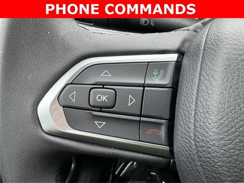 Used 2024 Jeep Compass Latitude image 21