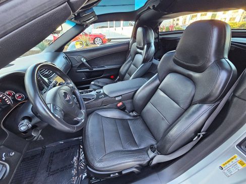 Used 2012 Chevrolet Corvette Coupe w/ 2LT Preferred Equipment Group image 19