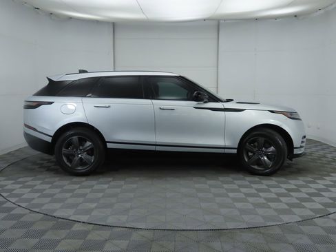 Used 2024 Land Rover Range Rover Velar Dynamic SE image 4