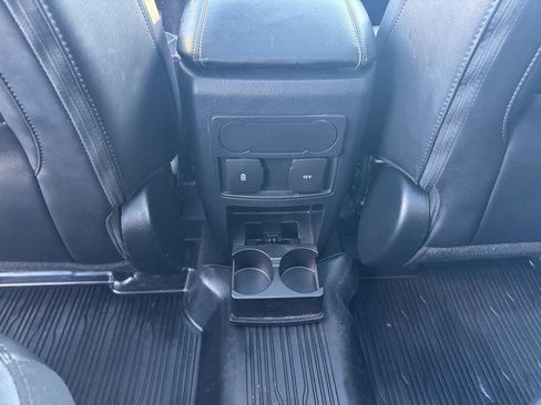 Used 2023 Ford Explorer XLT w/ Equipment Group 202A image 25