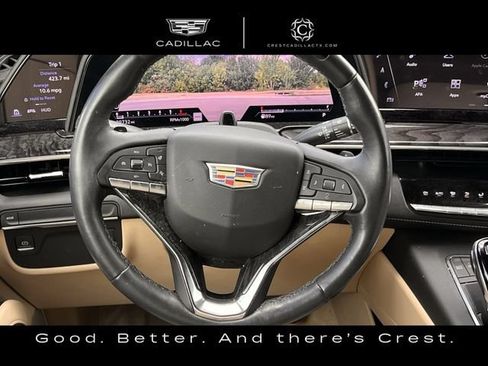 Used 2023 Cadillac Escalade Premium Luxury RWD image 14
