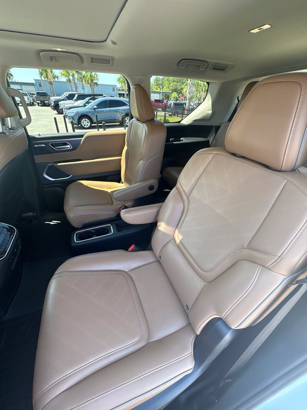 Used 2026 INFINITI QX80 Luxe w/ Cargo Package RWD image 34
