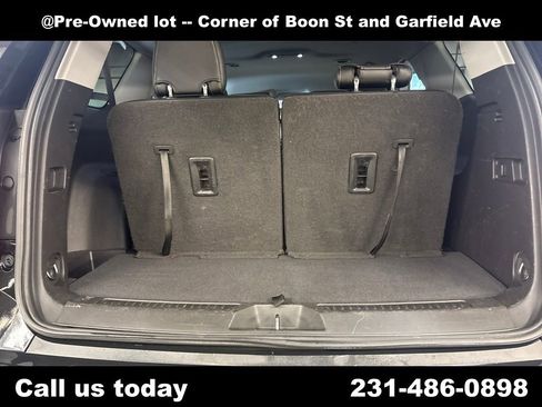 Used 2020 GMC Acadia SLT image 25