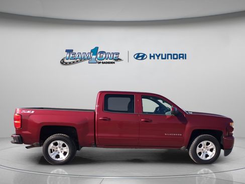 Used 2017 Chevrolet Silverado 1500 LT w/ All Star Edition image 9