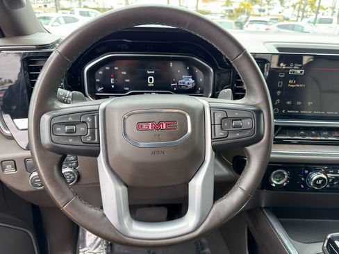 Used 2023 GMC Sierra 1500 SLT w/ SLT Premium Package RWD image 10