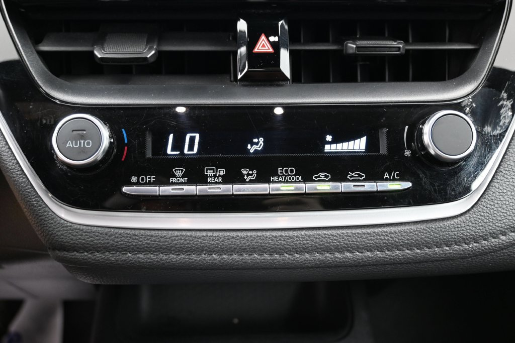 Used 2024 Toyota Corolla SE FWD image 24