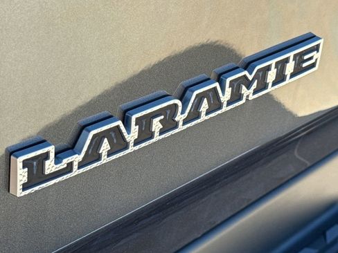 Used 2022 RAM 1500 Laramie image 11