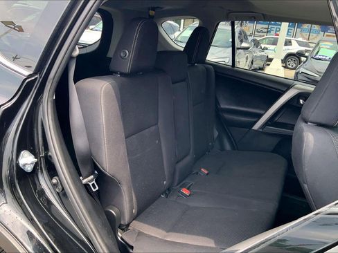 Used 2016 Toyota RAV4 XLE FWD image 21