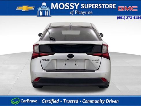 Used 2022 Toyota Prius image 8