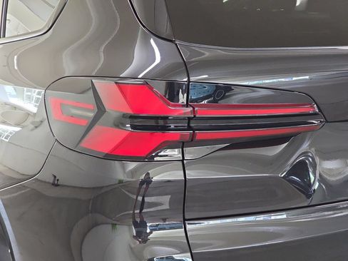 Used 2026 BMW X5 M Competition w/ Executive Package AWD/4WD image 33