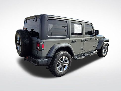 Used 2021 Jeep Wrangler Unlimited Sahara image 3