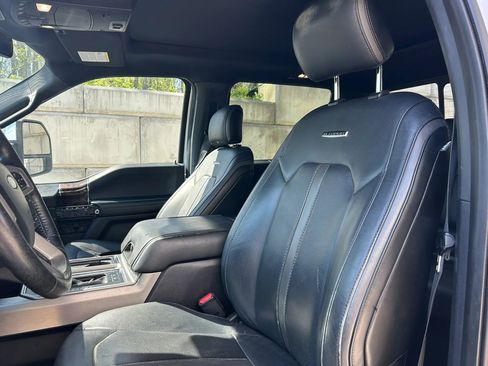 Used 2015 Ford F150 Platinum w/ Equipment Group 701A Luxury image 2