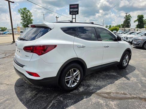Used 2018 Hyundai Santa Fe Sport w/ 2.4L Value Package 02 FWD image 4