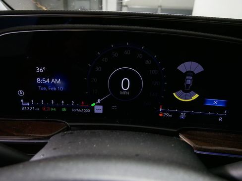 Used 2022 Cadillac Escalade Sport Platinum w/ LPO, ONYX Package image 29