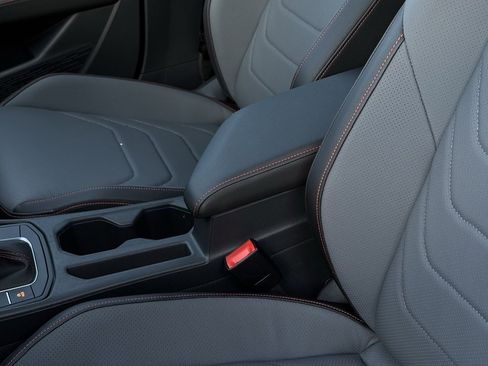 New 2025 Volkswagen Jetta GLI Autobahn image 24