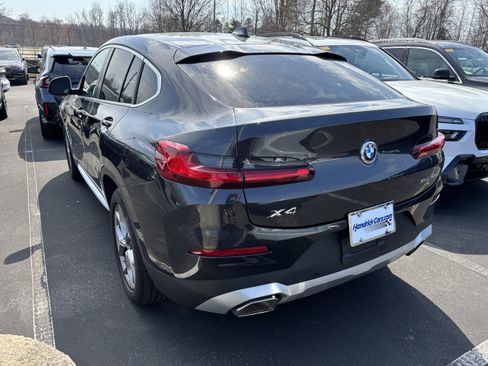 Used 2025 BMW X4 xDrive30i image 8