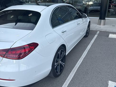 Used 2025 Mercedes-Benz C 300 Sedan image 4