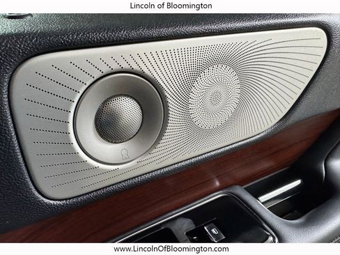 Used 2022 Lincoln Navigator Reserve image 27