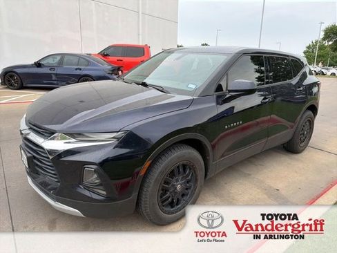 Used 2020 Chevrolet Blazer LT FWD image 1