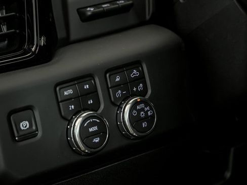 New 2026 GMC Sierra 2500 AT4 w/ AT4 Premium Plus Package image 11