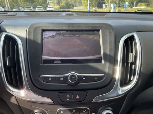 Used 2022 Chevrolet Equinox LT image 7