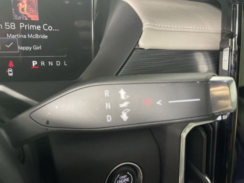 New 2025 GMC Acadia Elevation image 16