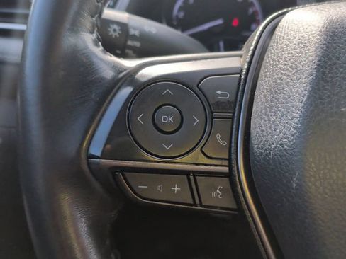 Used 2022 Toyota Camry SE FWD image 18