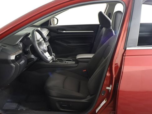 Used 2023 Nissan Altima 2.5 SV image 21