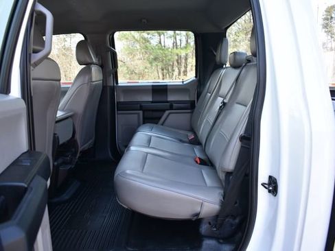 Used 2020 Ford F250 XL w/ STX Appearance Package image 8