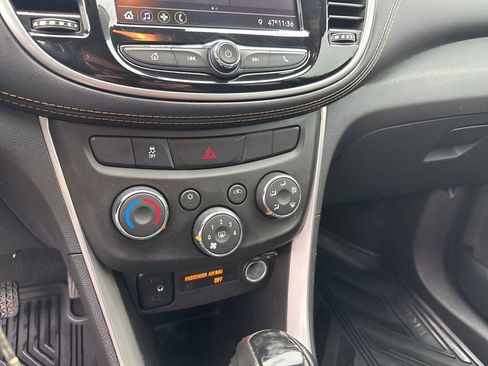 Used 2020 Chevrolet Trax LS w/ Tint and Cruise Package image 35