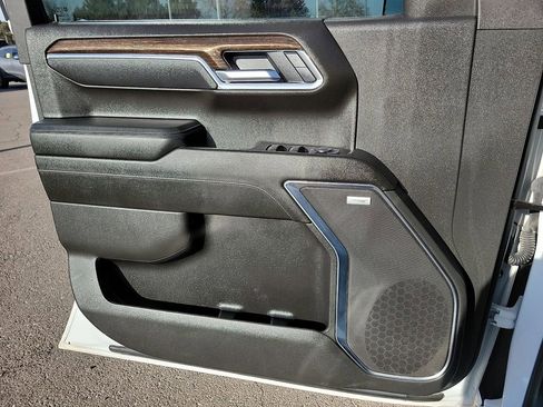 Used 2025 GMC Sierra 1500 Elevation w/ Elevation Premium Package image 18