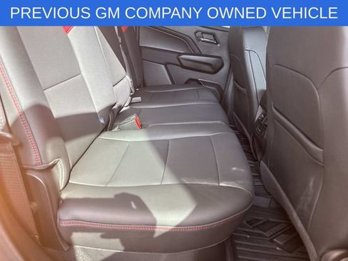 Used 2025 Chevrolet Colorado Z71 w/ Technology Package AWD/4WD image 52