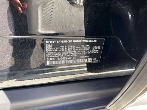 Used 2025 BMW X5 xDrive50e image 37