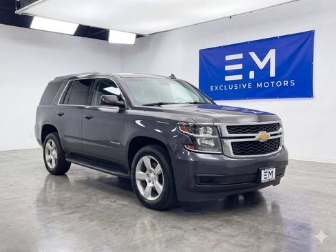 Used 2018 Chevrolet Tahoe LT w/ Luxury Package RWD image 1