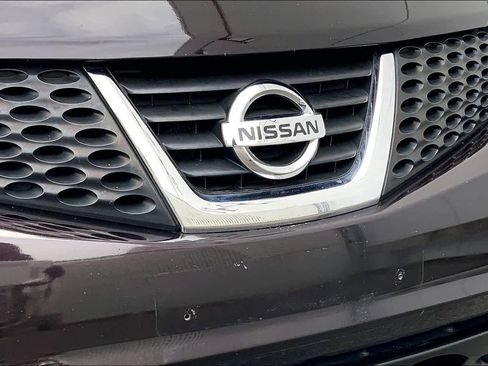 Used 2014 Nissan Juke SV w/ Premium Appearance Package image 30