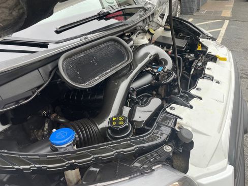 Used 2018 Ford Transit 350 XL image 27