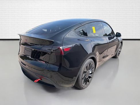 Used 2023 Tesla Model Y Performance AWD/4WD image 8