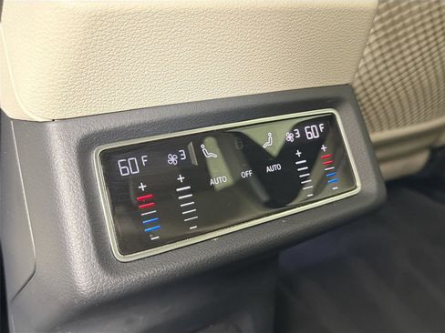 Used 2019 Audi e-tron Premium Plus AWD/4WD image 26