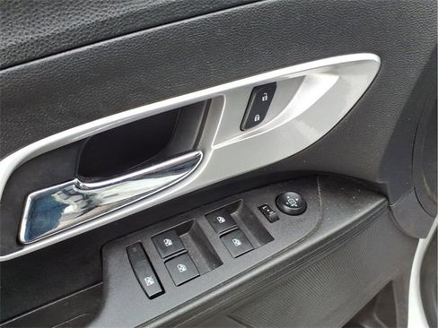 Used 2016 Chevrolet Equinox LTZ w/ Enhanced Convenience Package image 14