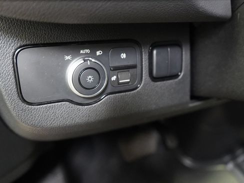Used 2025 Mercedes-Benz Sprinter 2500 image 35
