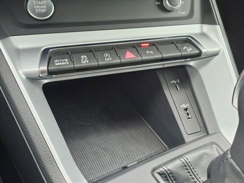 Used 2020 Audi Q3 2.0T Premium w/ Convenience Package image 36