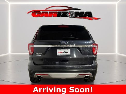 Used 2017 Ford Explorer Limited w/ Equipment Group 301A image 7