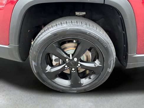 Certified 2022 Jeep Grand Cherokee L Laredo image 14