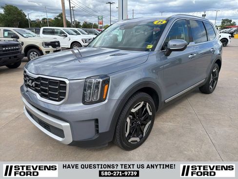 Used 2025 Kia Telluride S AWD/4WD image 5