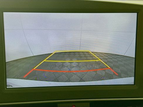 Used 2022 Hyundai Elantra SEL image 22