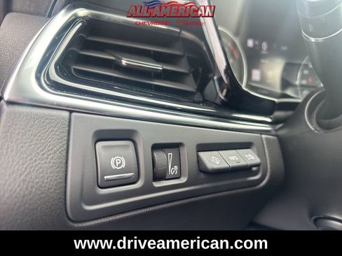 Used 2021 Cadillac XT6 Premium Luxury image 18