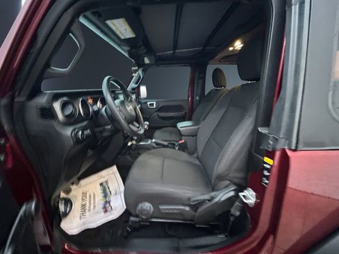 Used 2021 Jeep Wrangler Sport image 9