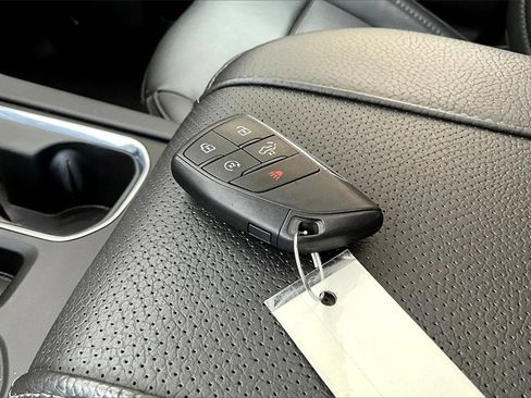 Used 2023 GMC Sierra 1500 Denali w/ Denali Reserve Package image 12